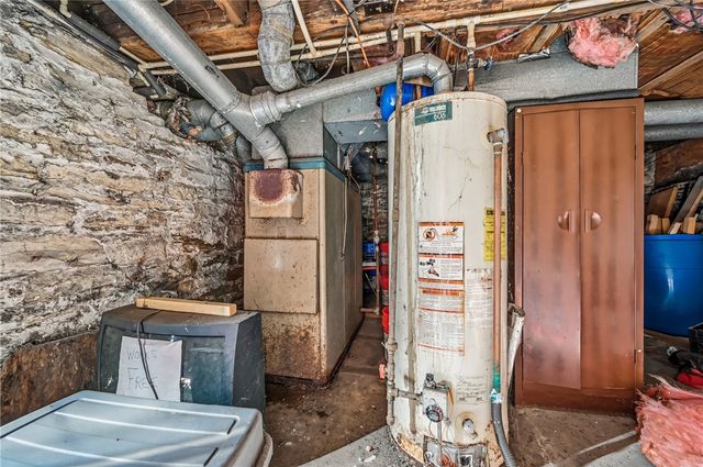 305 Jackson St, Jamestown, PA 16134