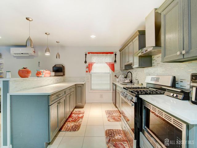 267 Watson Avenue, Perth Amboy, NJ 08861