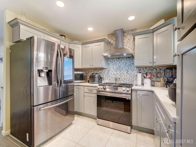 267 Watson Avenue, Perth Amboy, NJ 08861