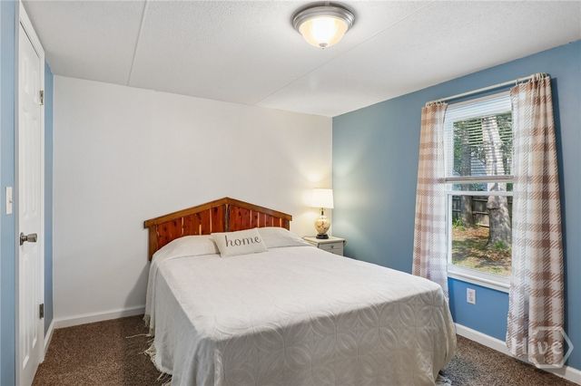 124 Edgewater Drive, Bloomingdale, GA 31302