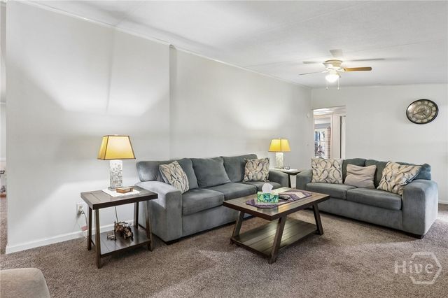 124 Edgewater Drive, Bloomingdale, GA 31302