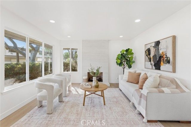 13972 Chelmsford, Westminster, CA 92683