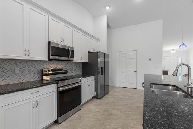 11 RANDOU PLACE, Palm Coast, FL 32164