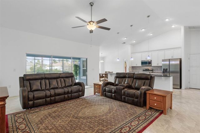 11 RANDOU PLACE, Palm Coast, FL 32164