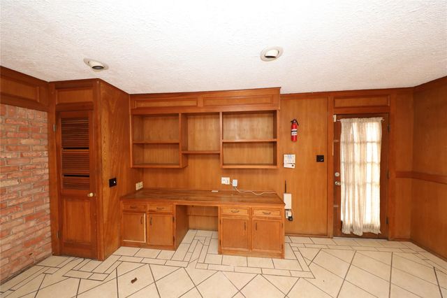 8519 Leader Street, Houston, TX 77036