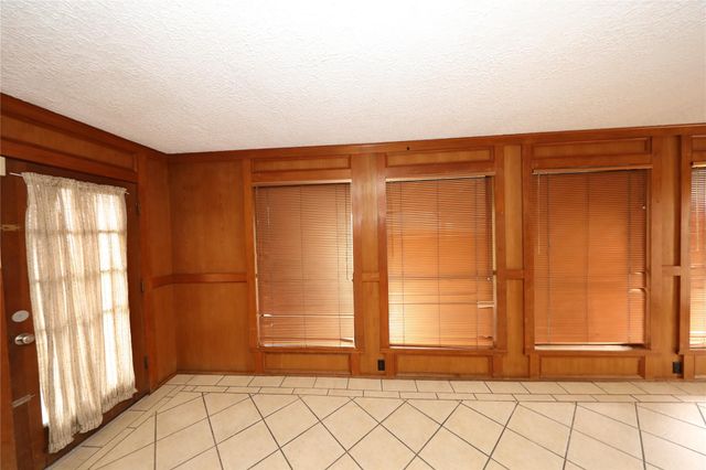 8519 Leader Street, Houston, TX 77036