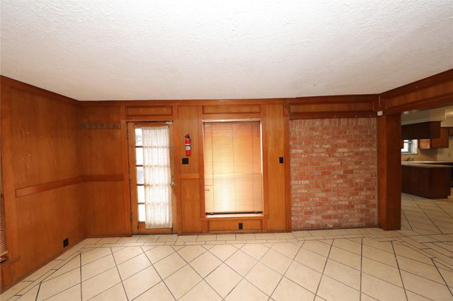 8519 Leader Street, Houston, TX 77036