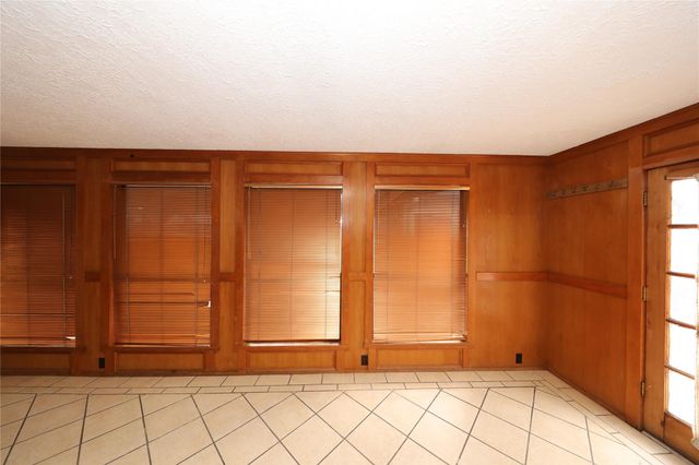 8519 Leader Street, Houston, TX 77036