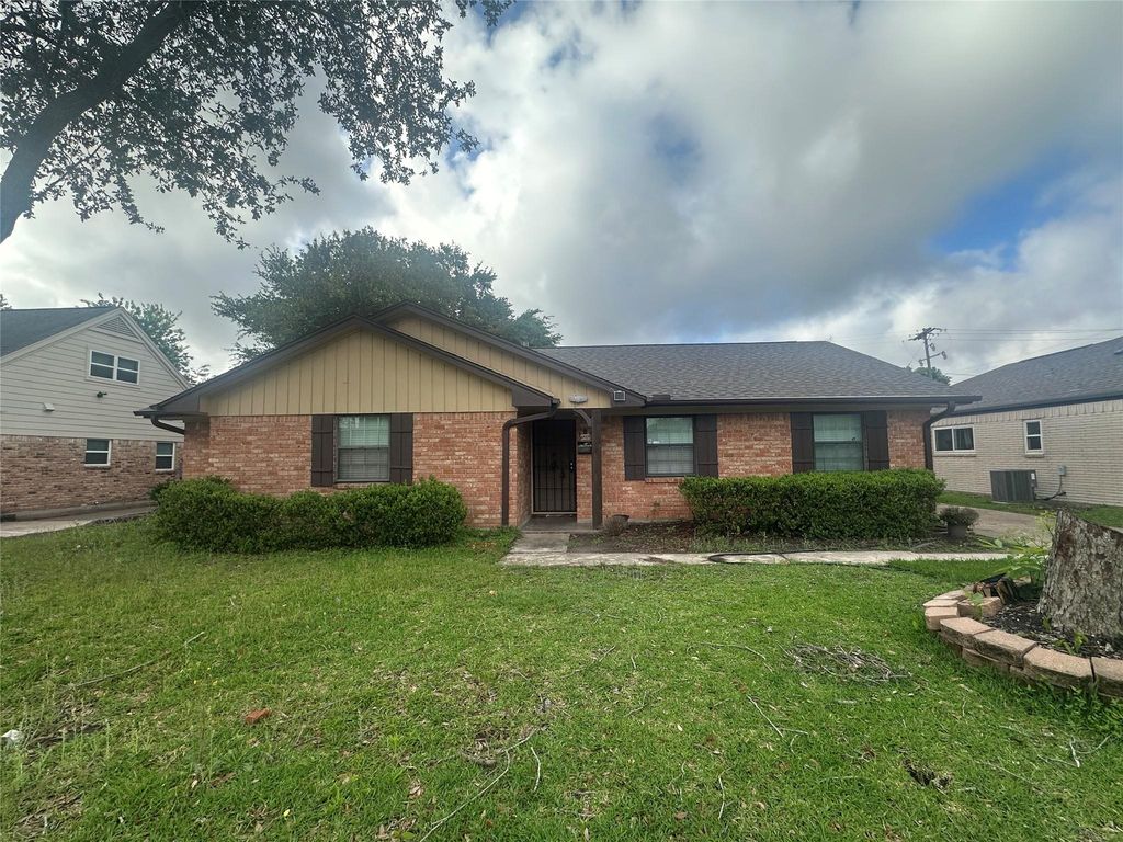 8519 Leader Street, Houston, TX 77036