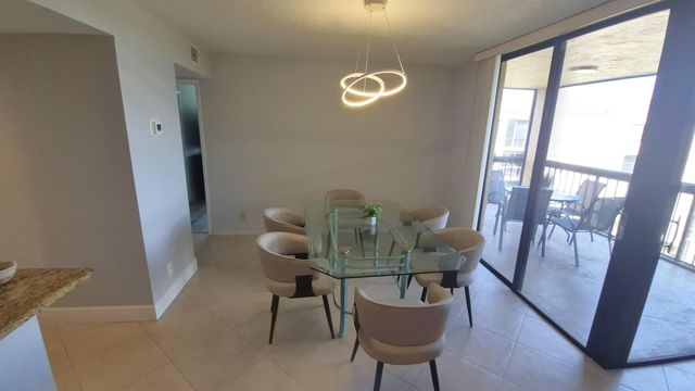 450 Egret Circle 9510, Delray Beach, FL 33444