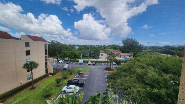 450 Egret Circle 9510, Delray Beach, FL 33444