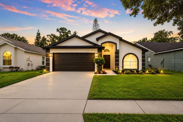 6808 YARDLEY OAKS COURT, Tampa, FL 33625