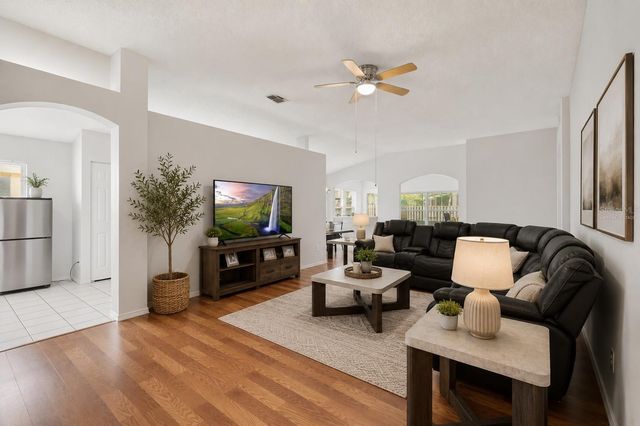 6808 YARDLEY OAKS COURT, Tampa, FL 33625
