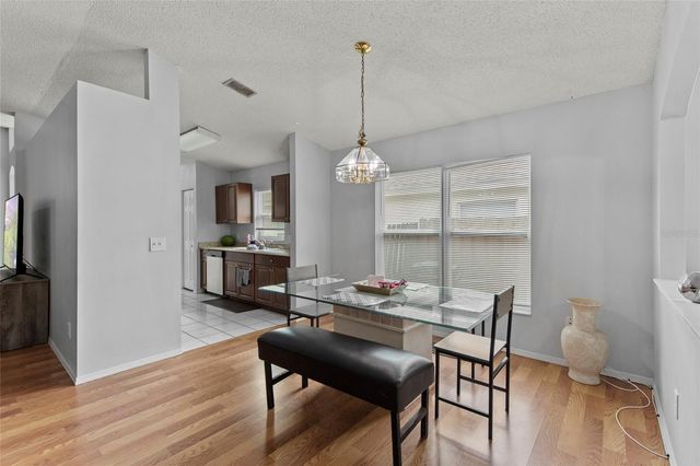 6808 YARDLEY OAKS COURT, Tampa, FL 33625