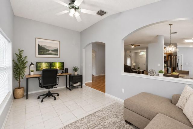 6808 YARDLEY OAKS COURT, Tampa, FL 33625