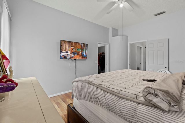 6808 YARDLEY OAKS COURT, Tampa, FL 33625