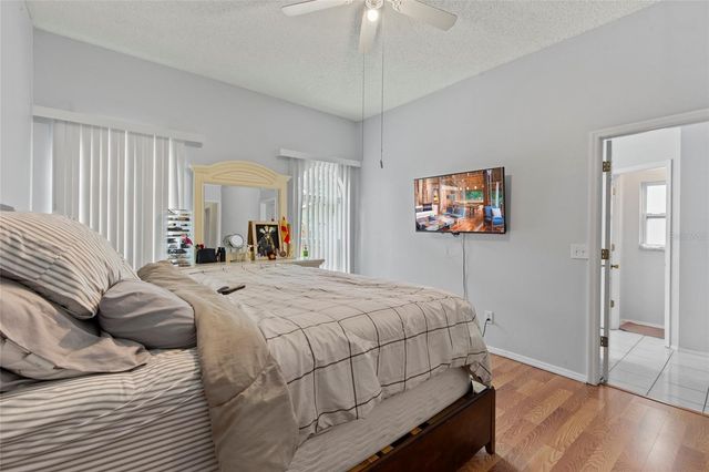 6808 YARDLEY OAKS COURT, Tampa, FL 33625
