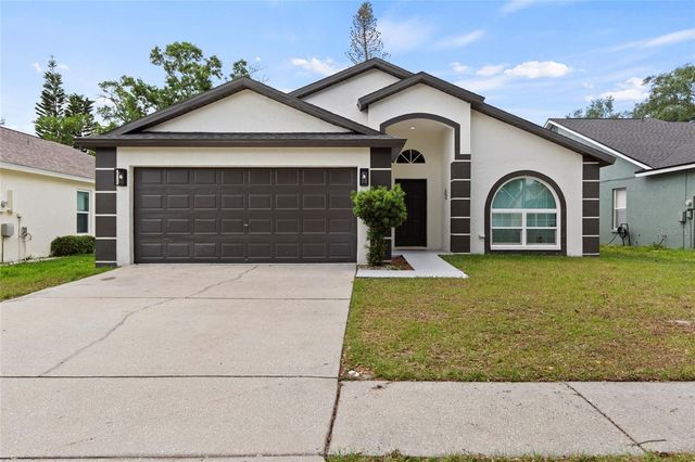 6808 YARDLEY OAKS COURT, Tampa, FL 33625