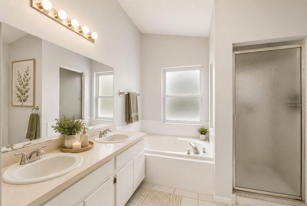 Image 20 of property listing at 6808 YARDLEY OAKS COURT, Tampa, FL 33625
