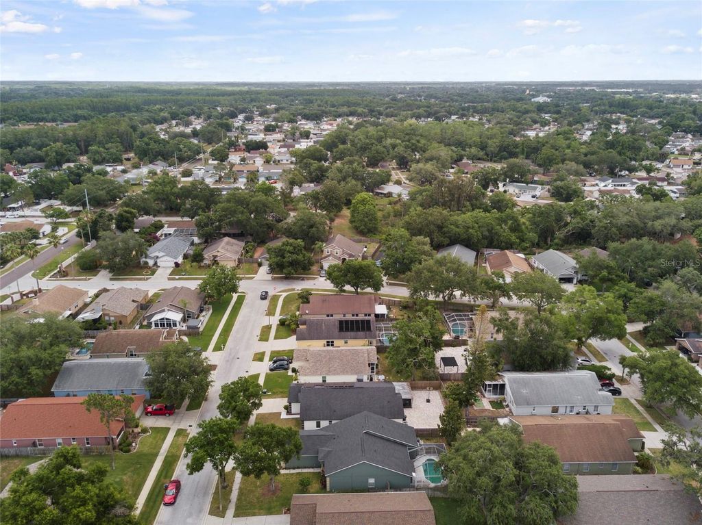 Image 67 of property listing at 6808 YARDLEY OAKS COURT, Tampa, FL 33625