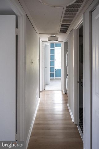 104 ROBERTS LN #401, Alexandria, VA 22314