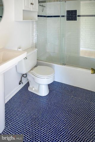 104 ROBERTS LN #401, Alexandria, VA 22314