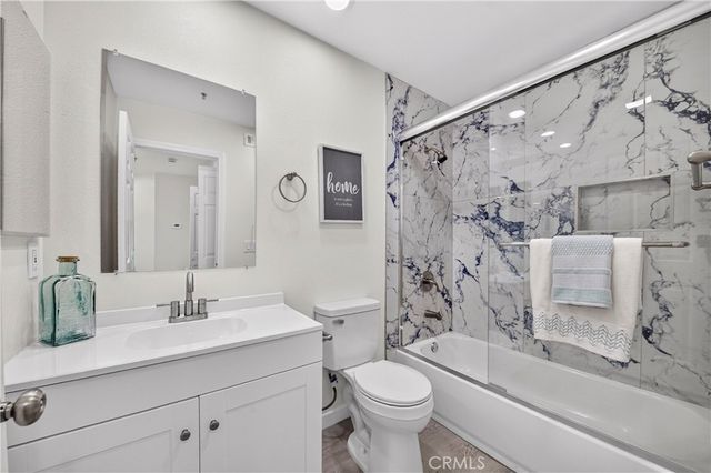 1131 Campbell Street 210, Glendale, CA 91207