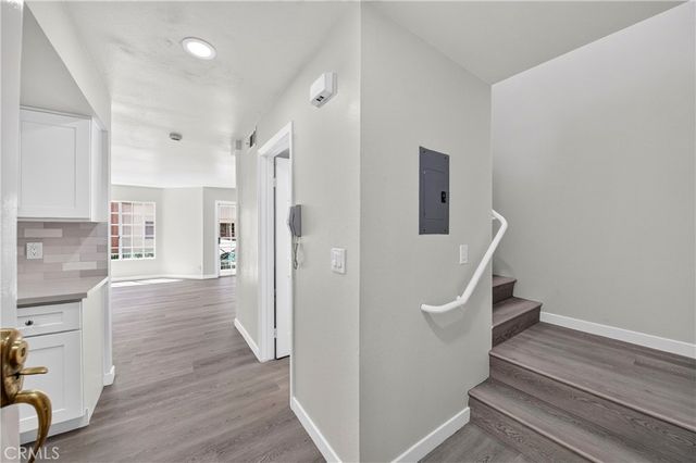 1131 Campbell Street 210, Glendale, CA 91207