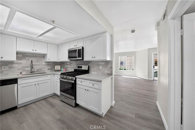 1131 Campbell Street 210, Glendale, CA 91207
