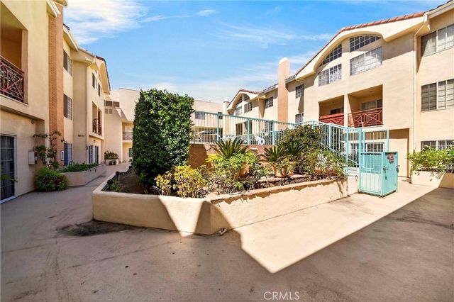 1131 Campbell Street 210, Glendale, CA 91207