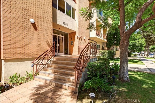 1131 Campbell Street 210, Glendale, CA 91207