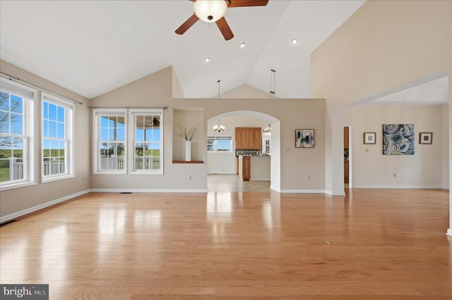 1792 MYERSTOWN RD, Charles Town, WV 25414