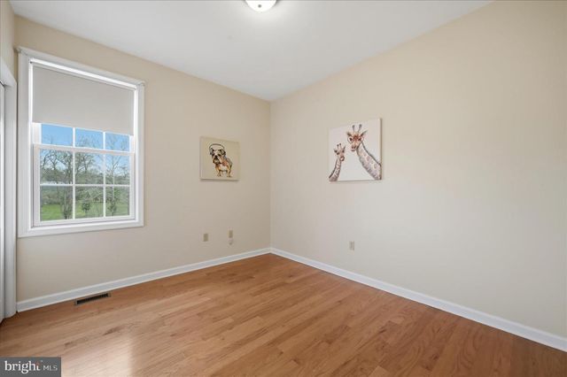 1792 MYERSTOWN RD, Charles Town, WV 25414