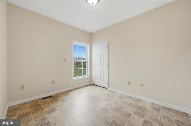 1792 MYERSTOWN RD, Charles Town, WV 25414