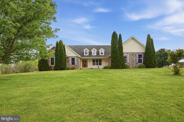 1792 MYERSTOWN RD, Charles Town, WV 25414