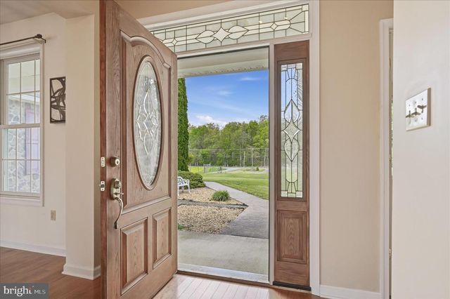 1792 MYERSTOWN RD, Charles Town, WV 25414