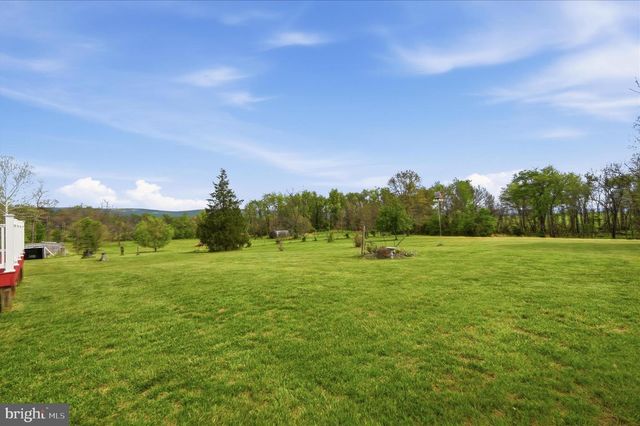 1792 MYERSTOWN RD, Charles Town, WV 25414