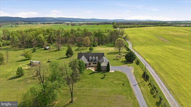 1792 MYERSTOWN RD, Charles Town, WV 25414