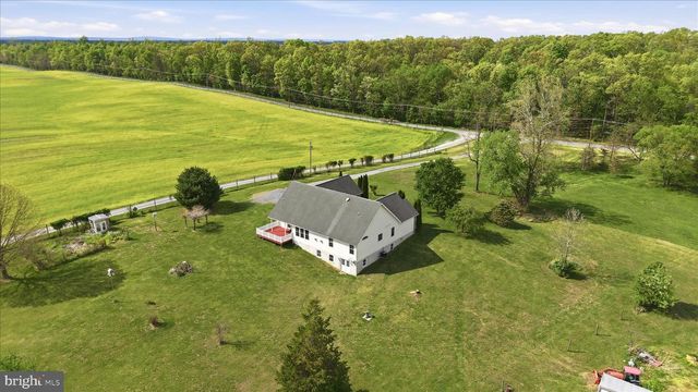 1792 MYERSTOWN RD, Charles Town, WV 25414