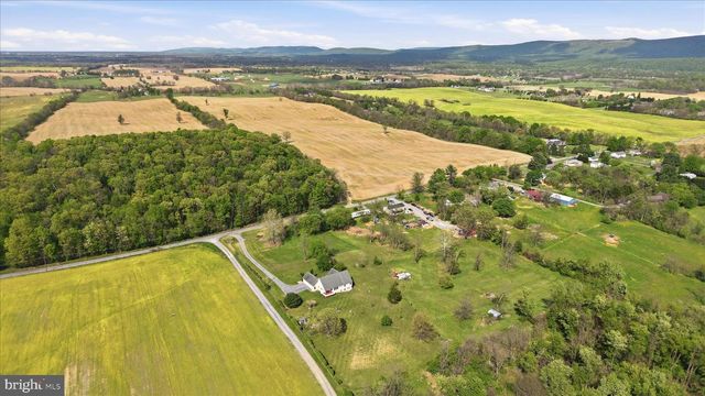 1792 MYERSTOWN RD, Charles Town, WV 25414