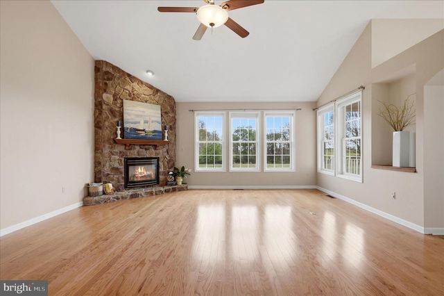 1792 MYERSTOWN RD, Charles Town, WV 25414