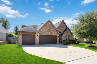 115 Pine Crest Circle, Montgomery, TX 77316