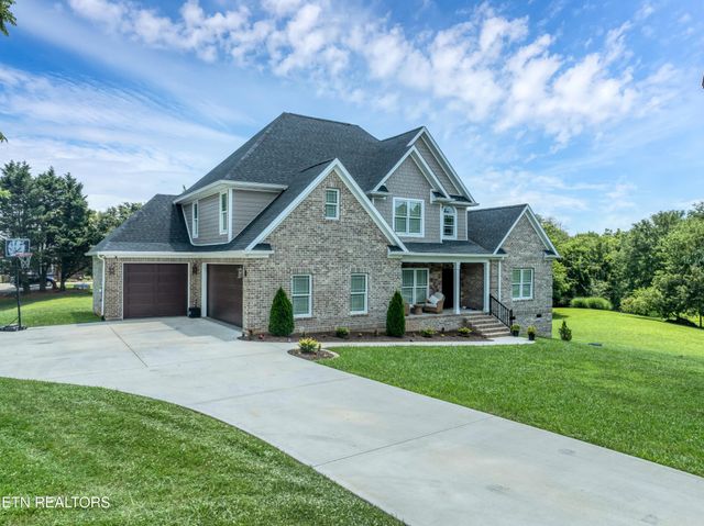 101 Settlers Point Blvd, Maryville, TN 37801
