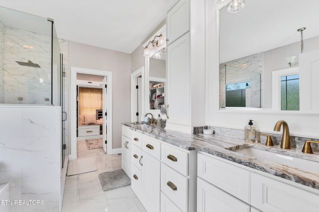 101 Settlers Point Blvd, Maryville, TN 37801