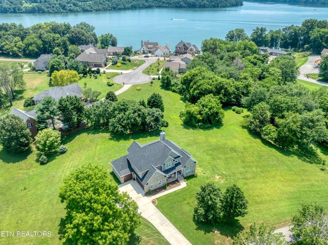 101 Settlers Point Blvd, Maryville, TN 37801