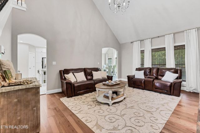 101 Settlers Point Blvd, Maryville, TN 37801