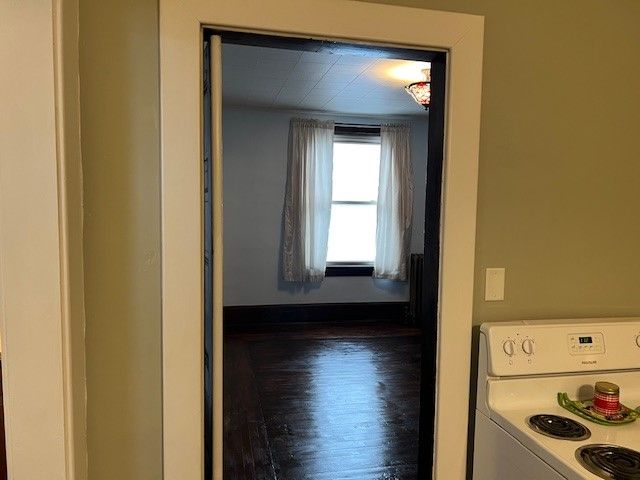 201 Thompson St, Latrobe, PA 15650