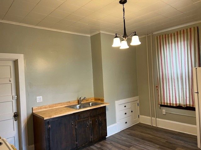 201 Thompson St, Latrobe, PA 15650