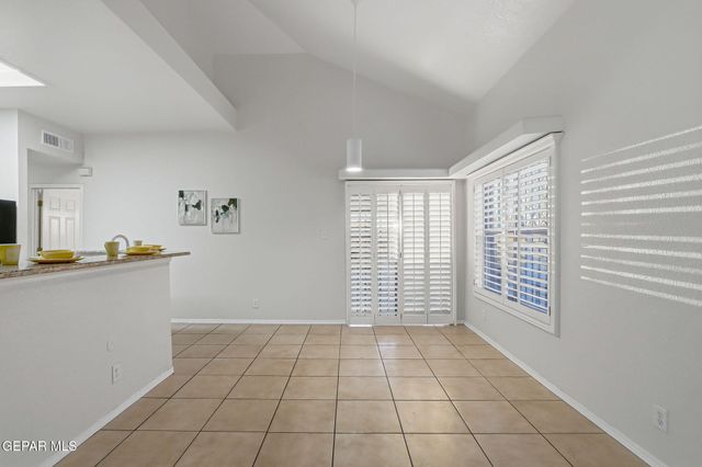 1425 JOHN PHELAN Drive, El Paso, TX 79936