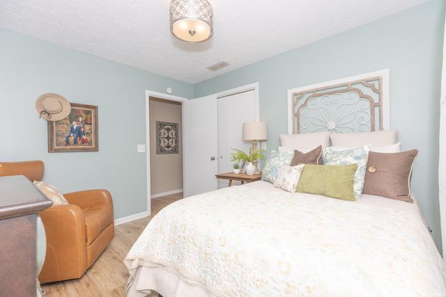 5766 Spring Corner Road, Newburgh, IN 47630
